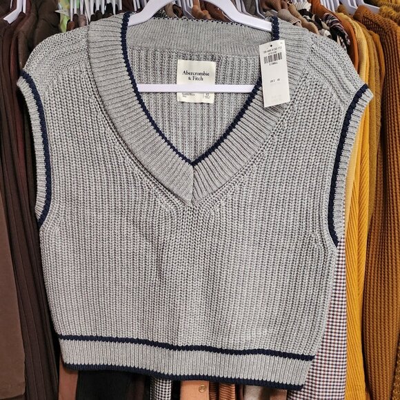 Abercrombie & Fitch Sweaters - Abercrombie & Fitch Sweater Vest